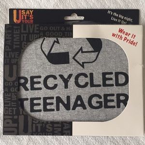 NWT T-Shirt  “Recycled Teenager” Large grey